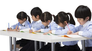 <b>如何带领少年人</b>